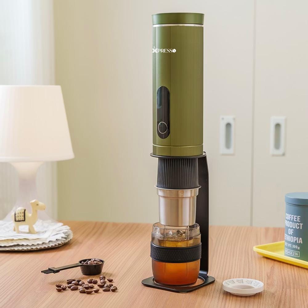 MaxxPresso Portable 2-in-1 Espresso Coffee Maker plus  M4 - Green - Complete Barista Kit with Travel bag
